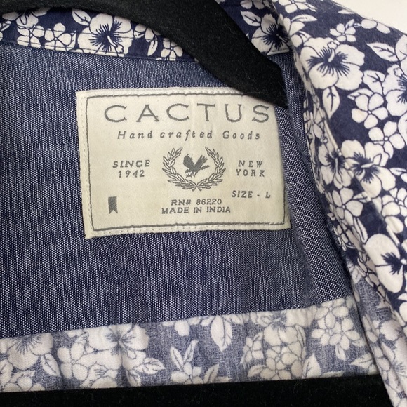 Mens floral button down short sleeve shirt - Picture 2 of 2